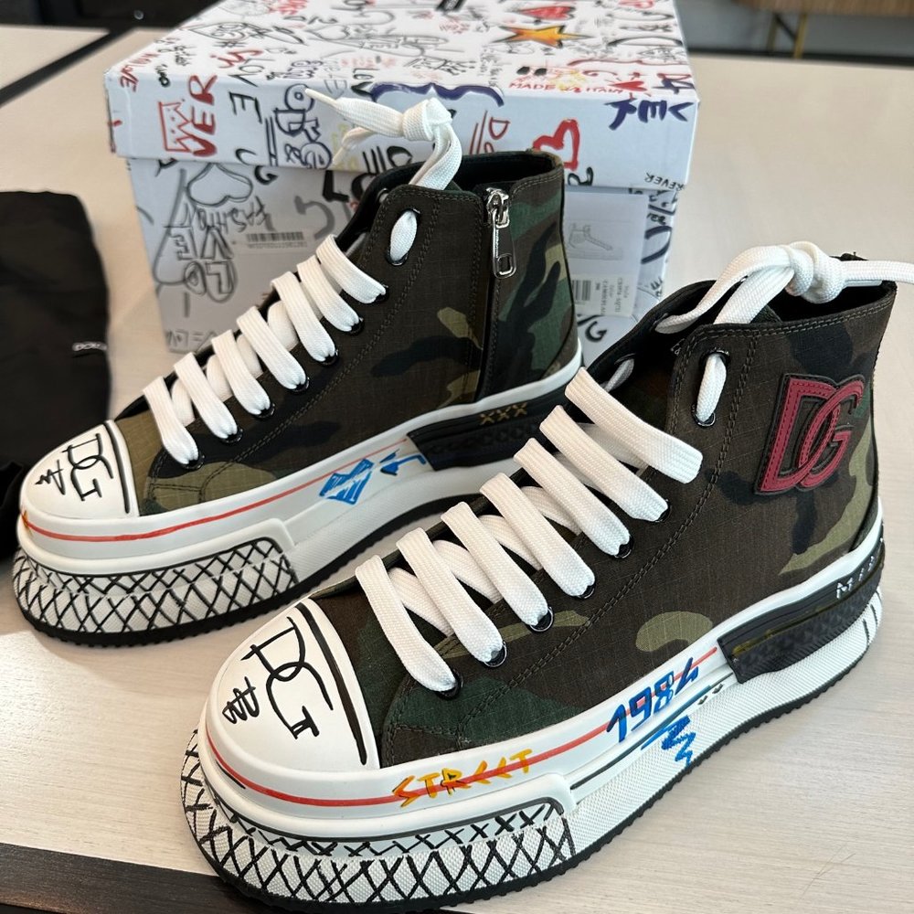 Dolce & Gabbana Camouflage Pattern Scribble Sneakers